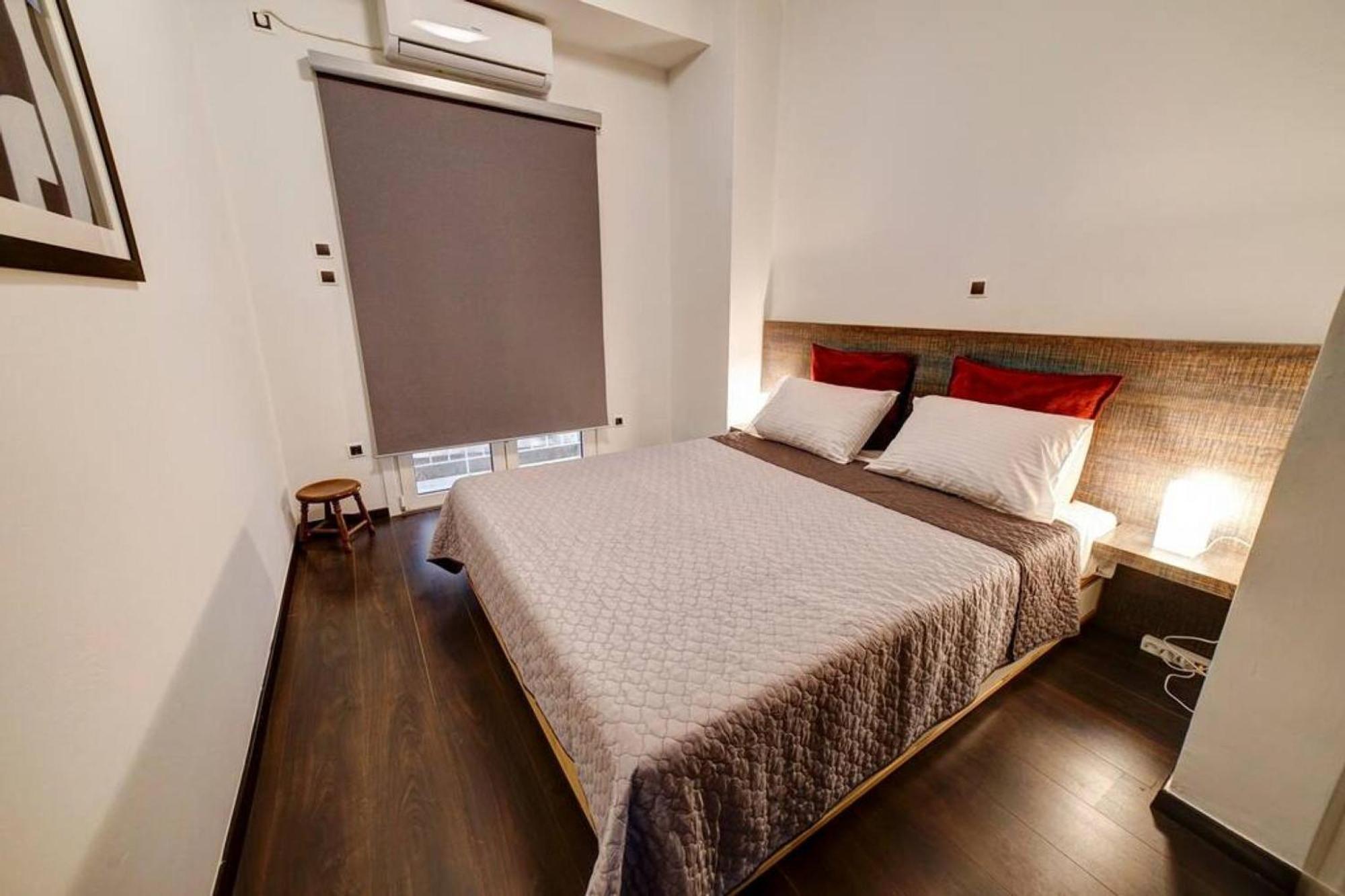 Classy And Stylish Apartment Next To Hilton Атина Екстериор снимка